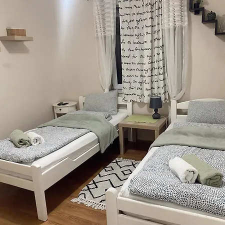 Cozy Family House Villa *